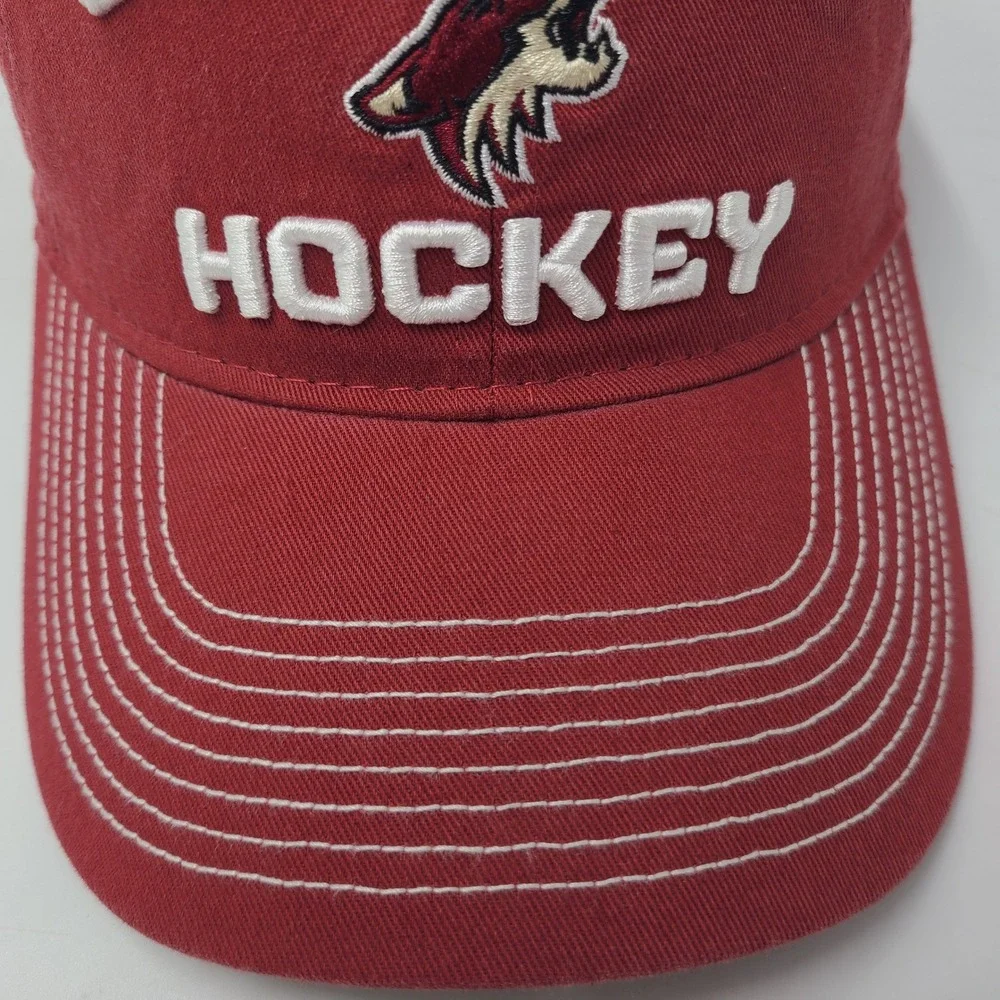 Arizona Coyotes Hat Strapback Reebok Red‎ White NHL Hockey Logo Center Ice Men